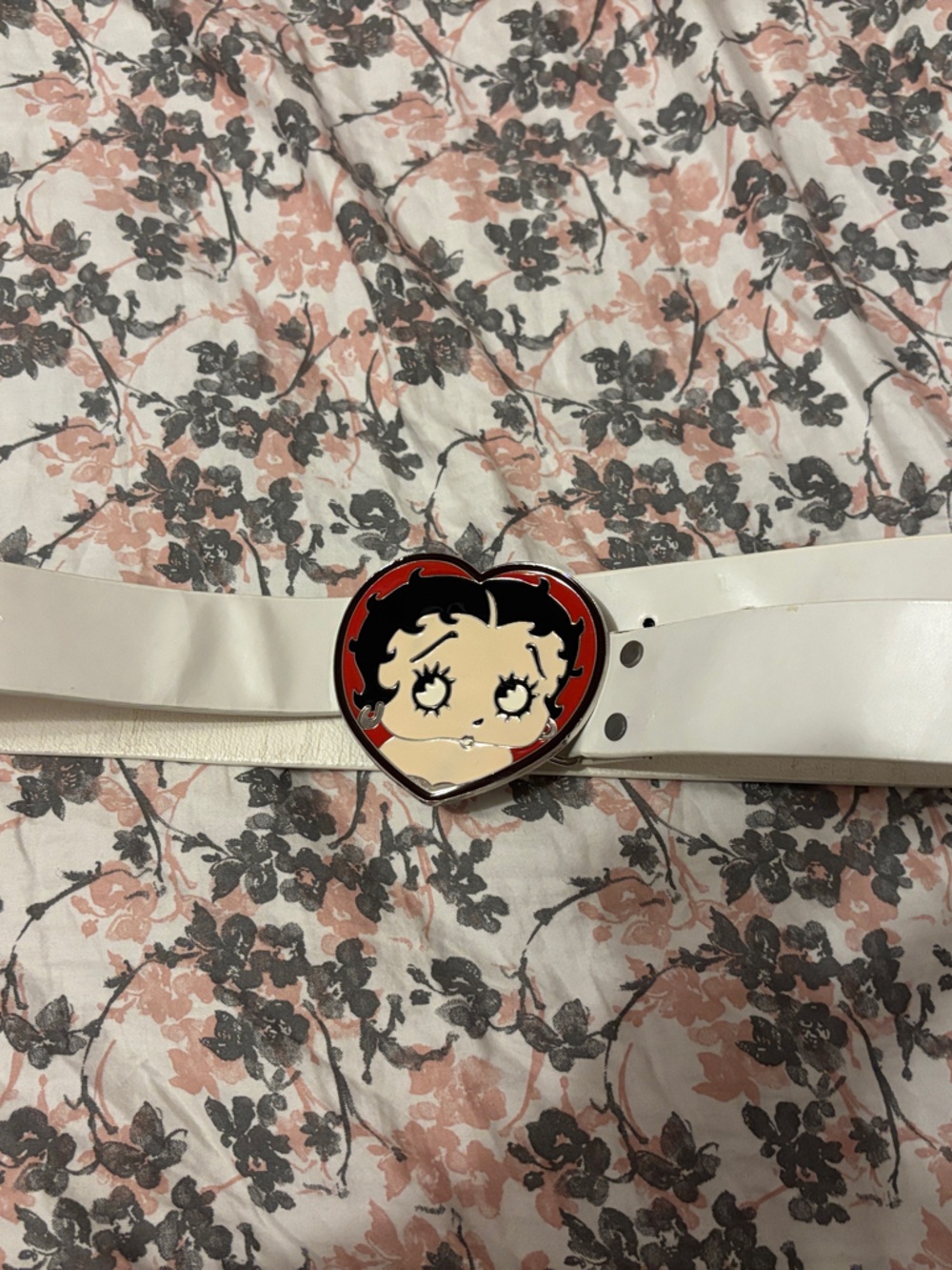 White Women's Betty Boop Belt with Metal Red Betty Boop Heart Buckle